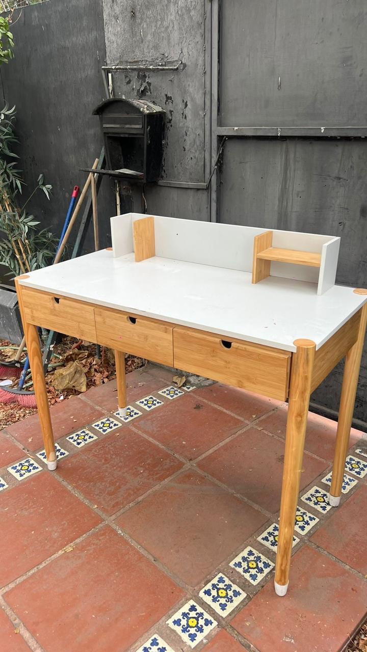 Escritorio madera y lacado - Imagen 2