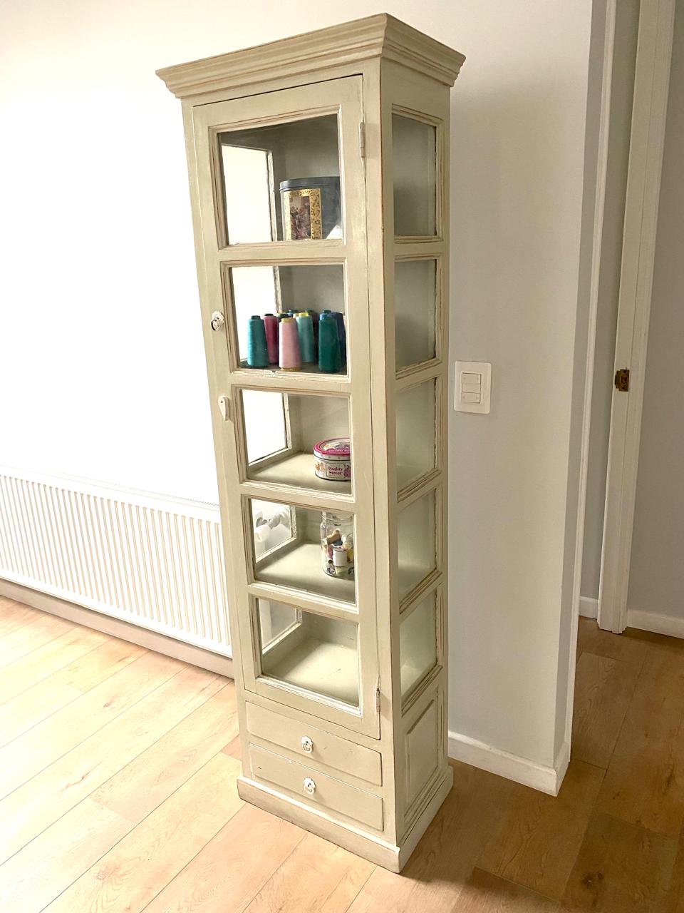 Vitrina de madera blanca - Imagen 4