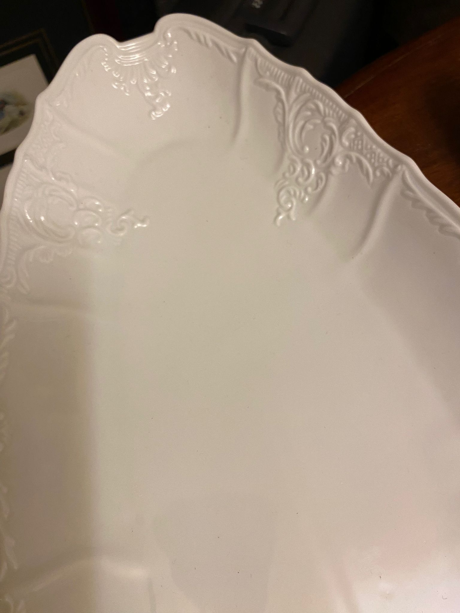 Fuente loza con relieve - Imagen 2