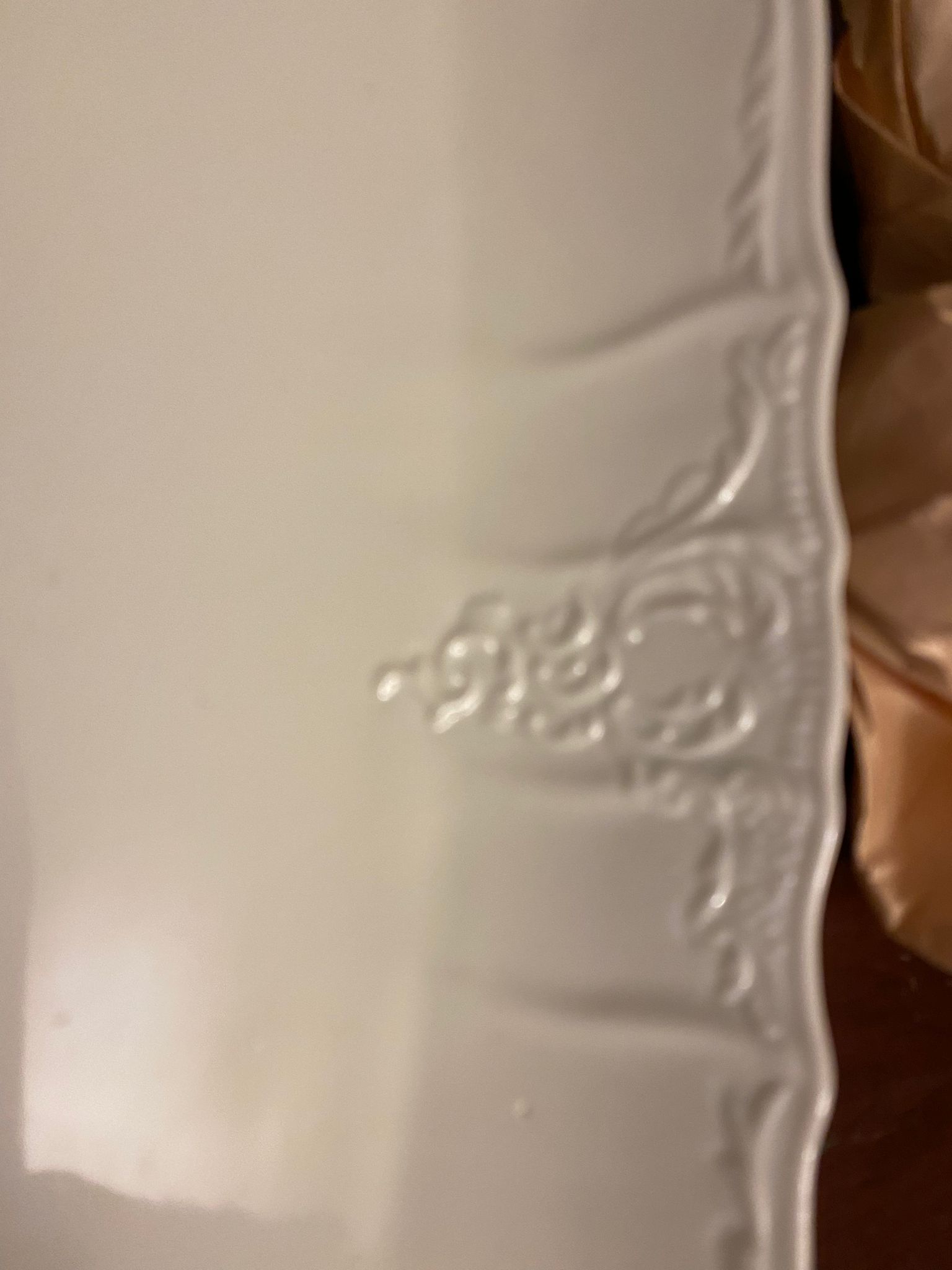 Fuente loza con relieve - Imagen 3