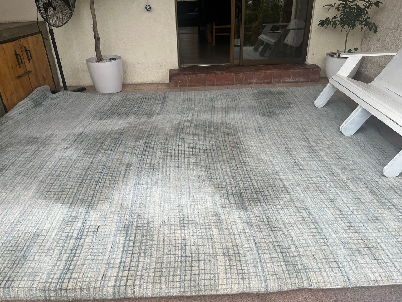 Alfombra gris