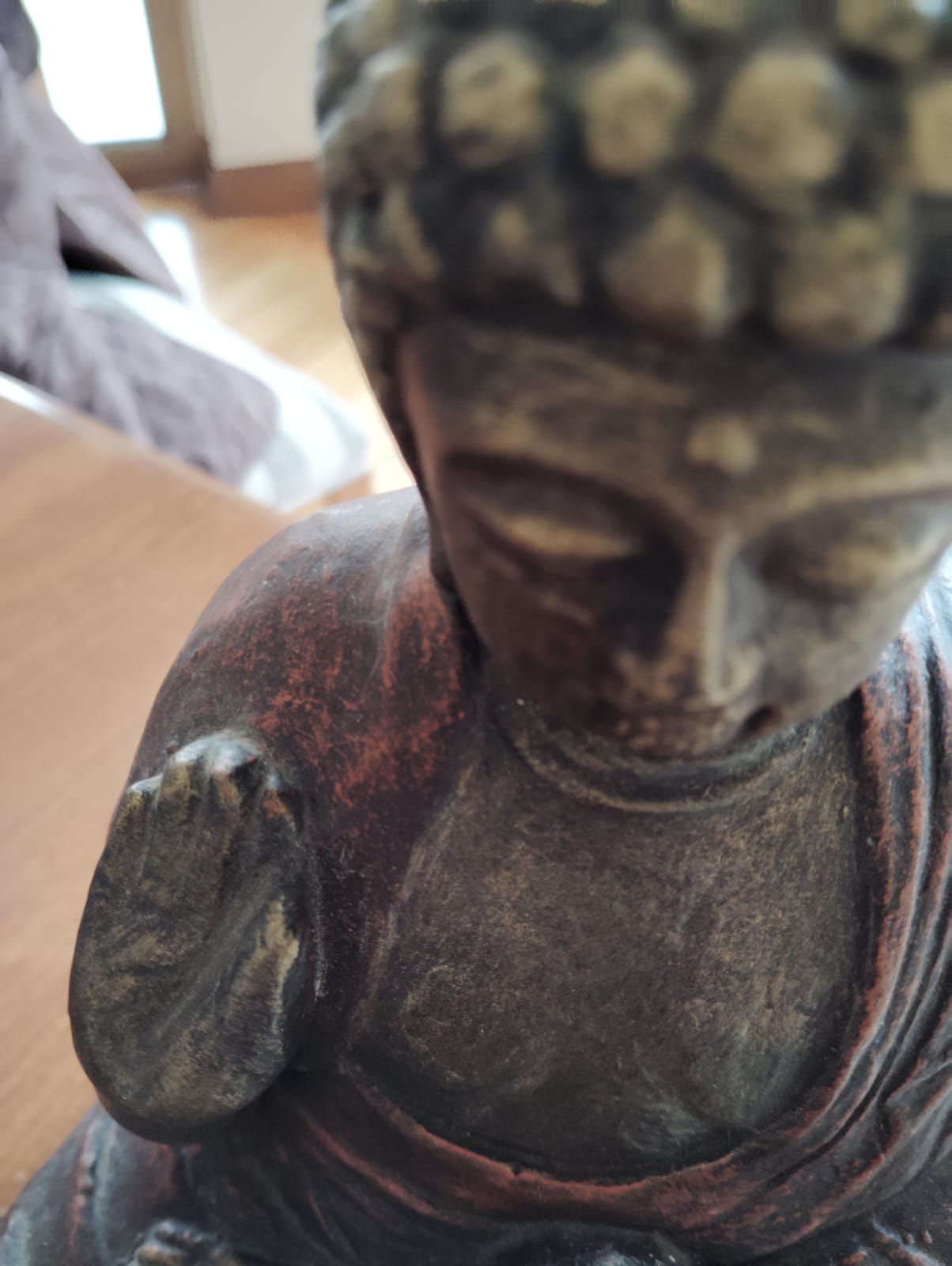 Figura Buda en yeso pintado a mano - Imagen 3