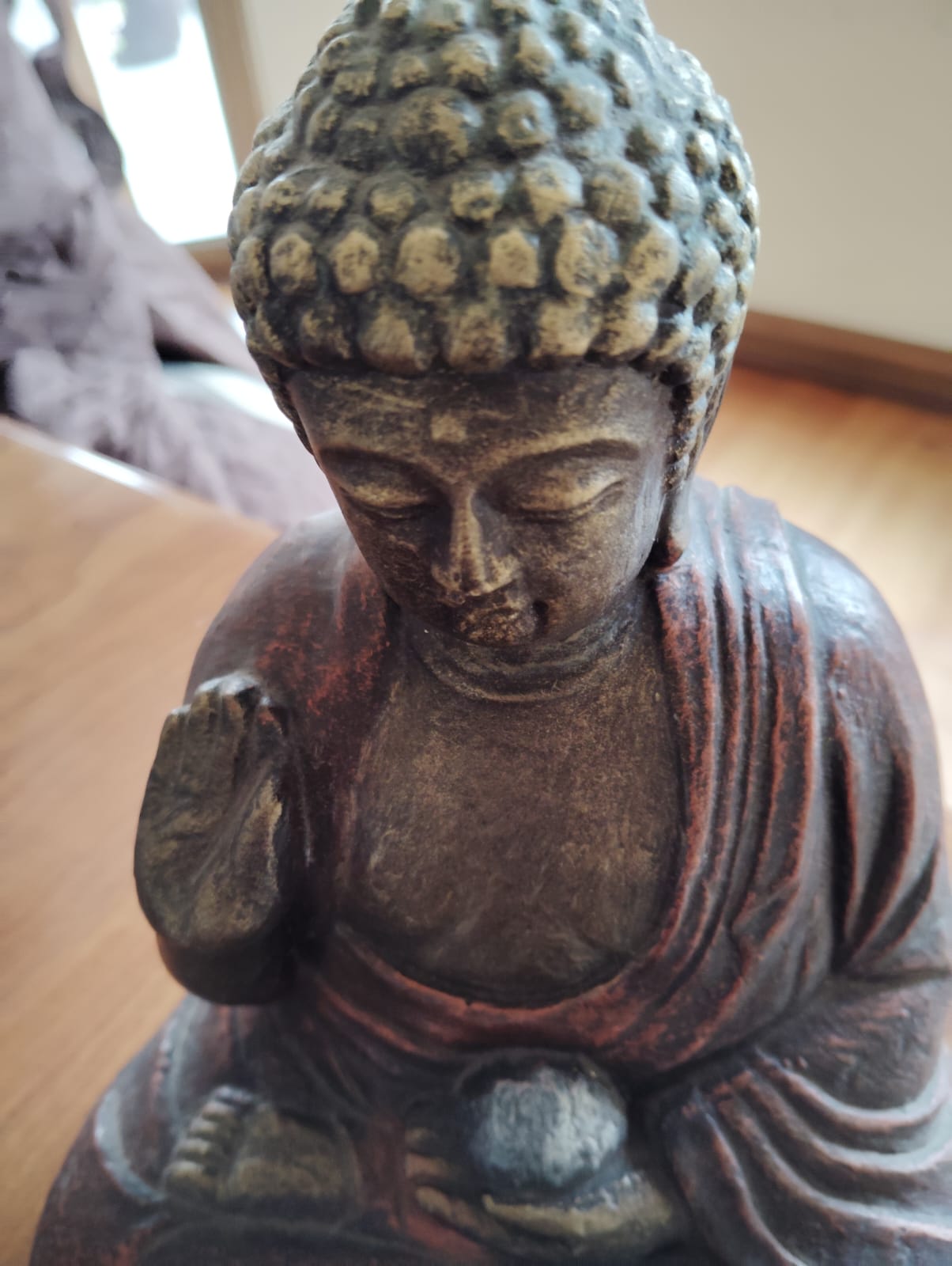 Figura Buda en yeso pintado a mano - Imagen 2