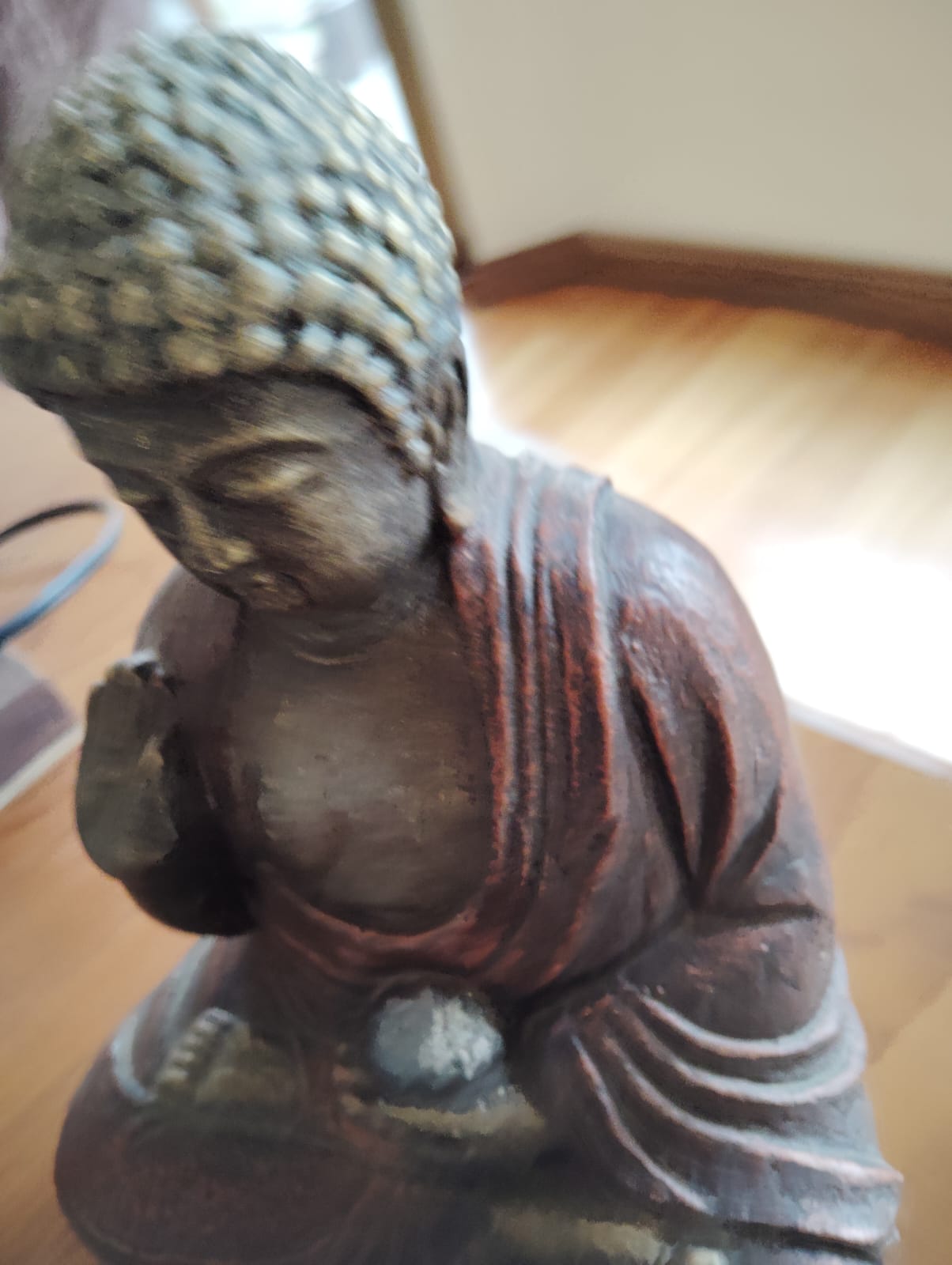 Figura Buda en yeso pintado a mano - Imagen 4