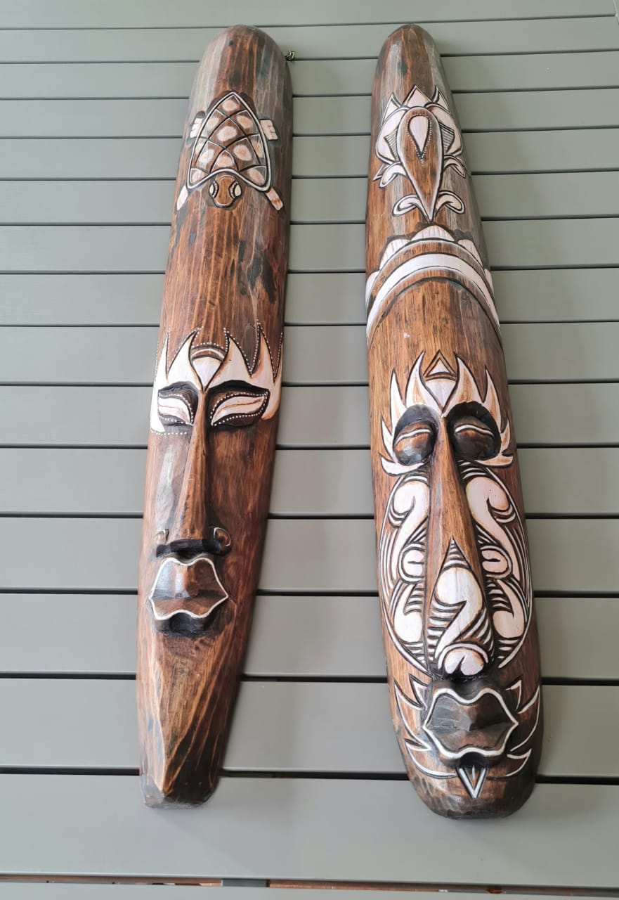 Set 2 mascaras decorativas madera