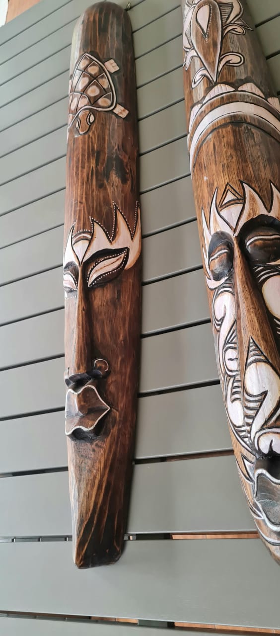 Set 2 mascaras decorativas madera - Imagen 3