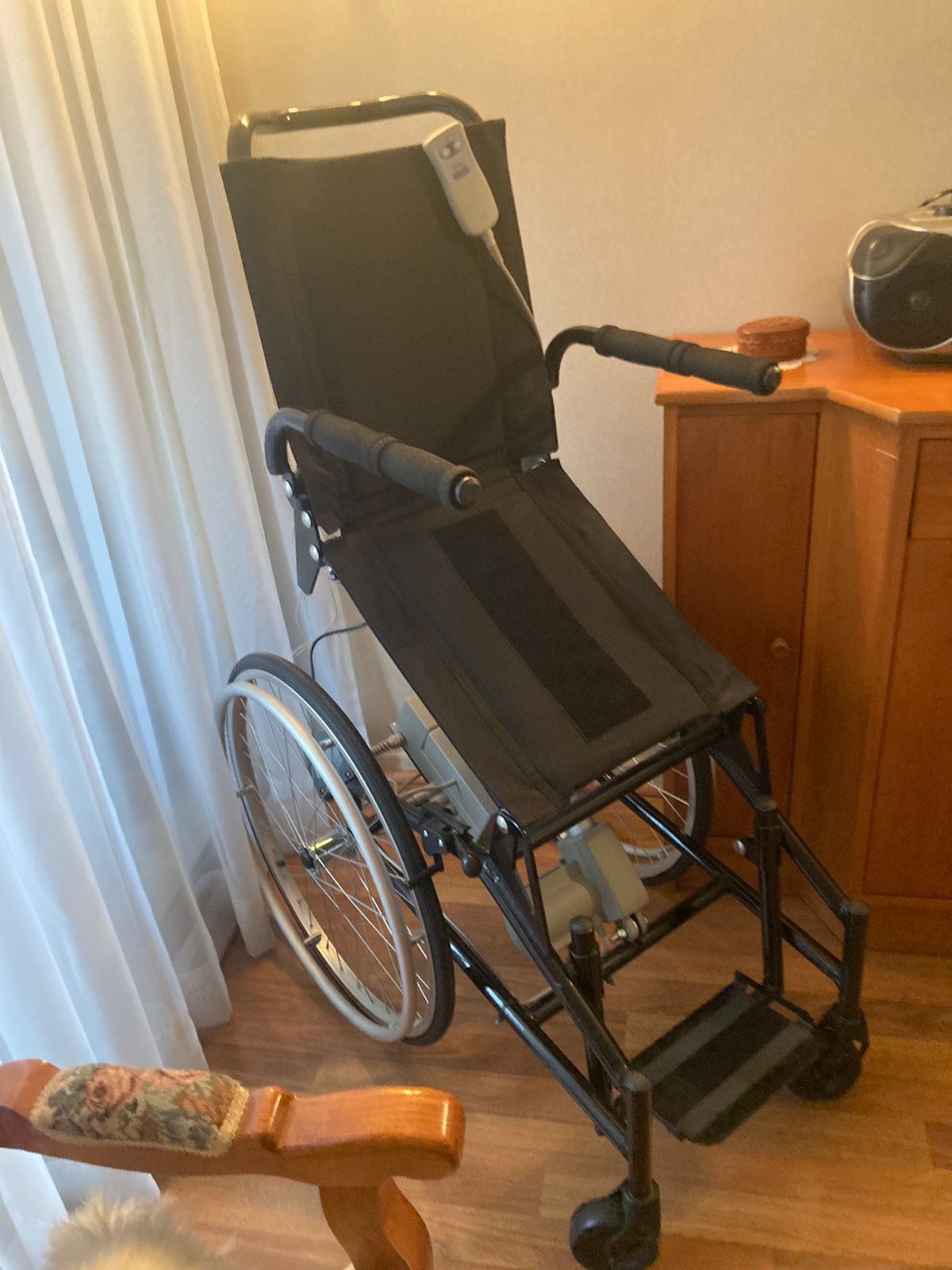 Silla de ruedas bipedestadora Get Up - Imagen 4