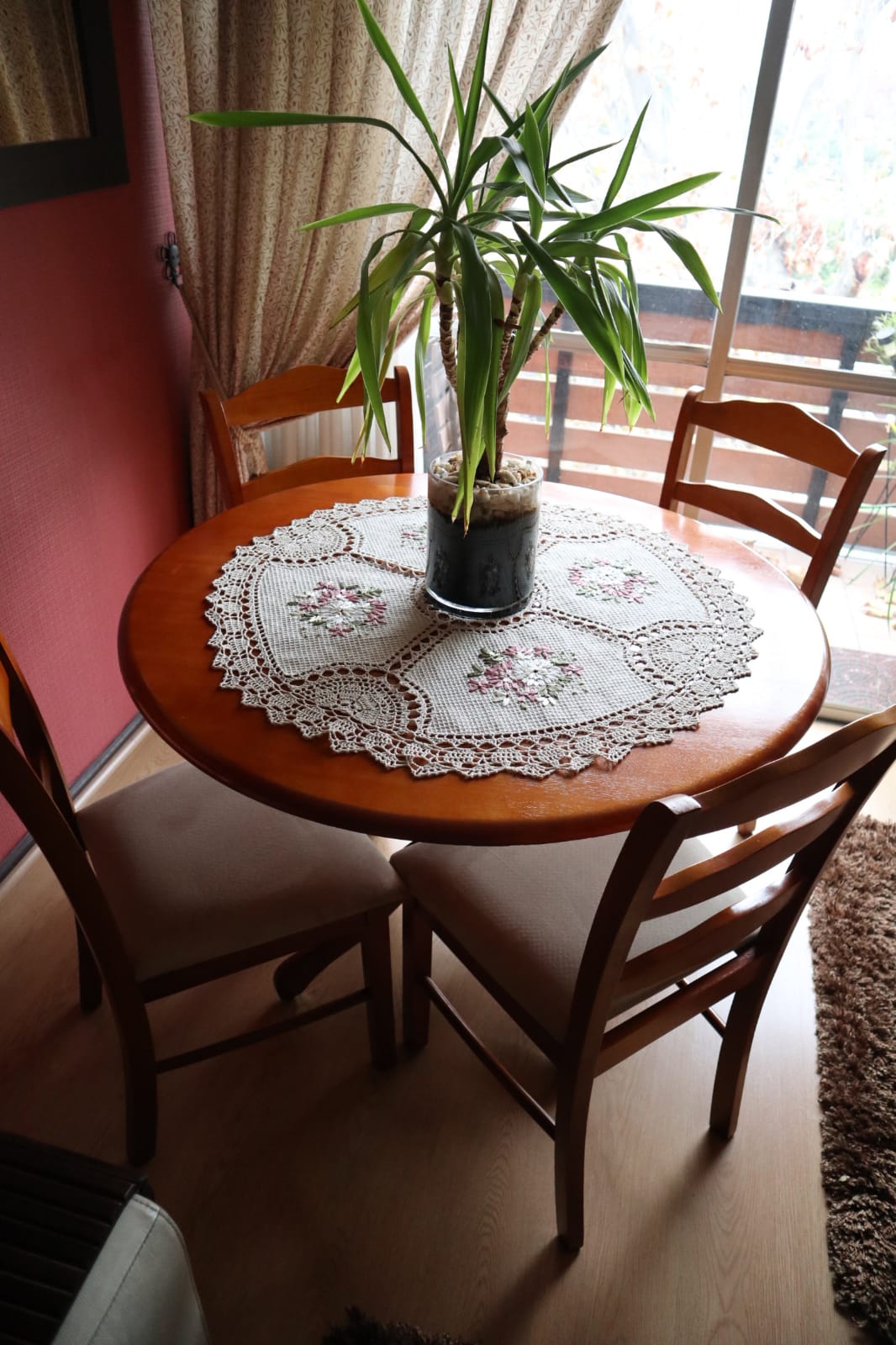 Juego comedor con 4 sillas - Imagen 2