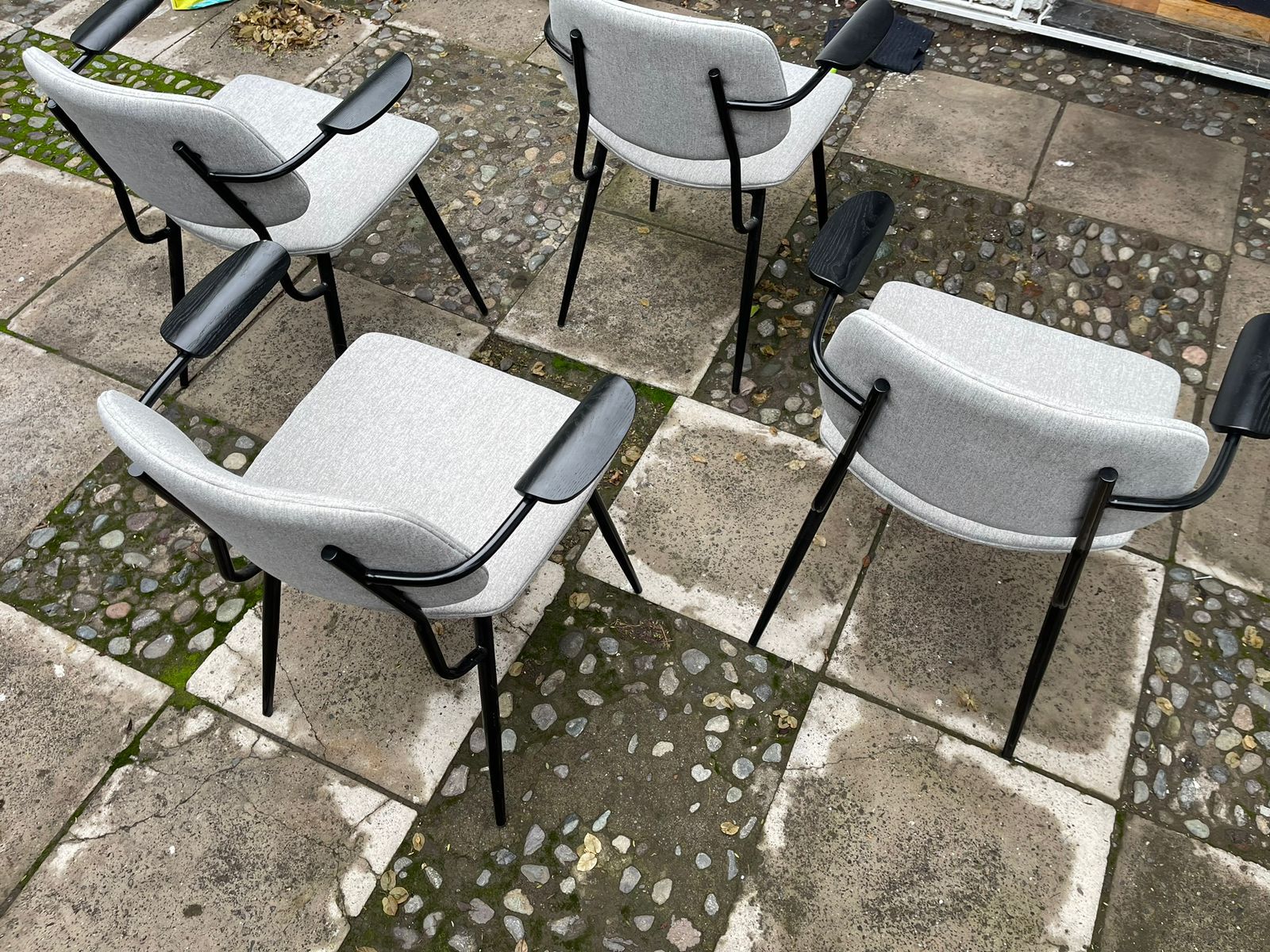 Set 4 sillas con apoyabrazos Amoblé - Imagen 4