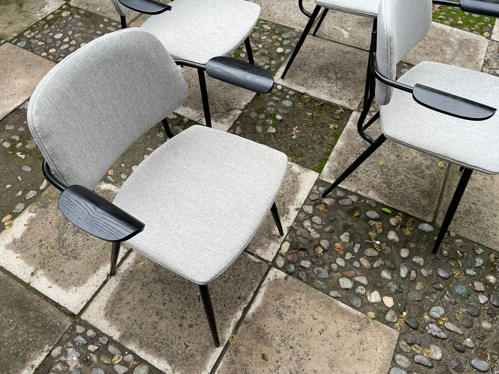 Set 4 sillas con apoyabrazos Amoblé - Imagen 3