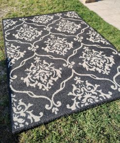 Alfombra shaggy blanco y negro