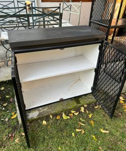 Mueble colgante puertas fierro 1