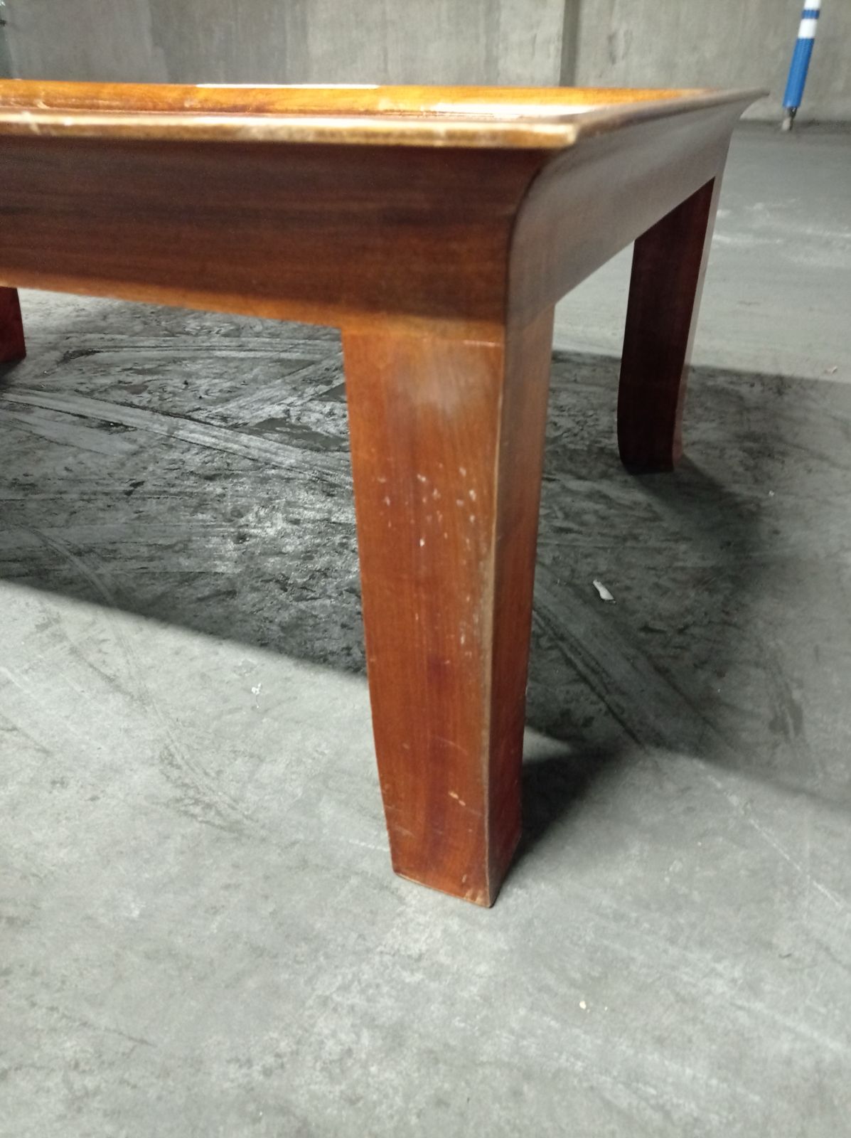 Mesa de centro madera maciza - Imagen 2
