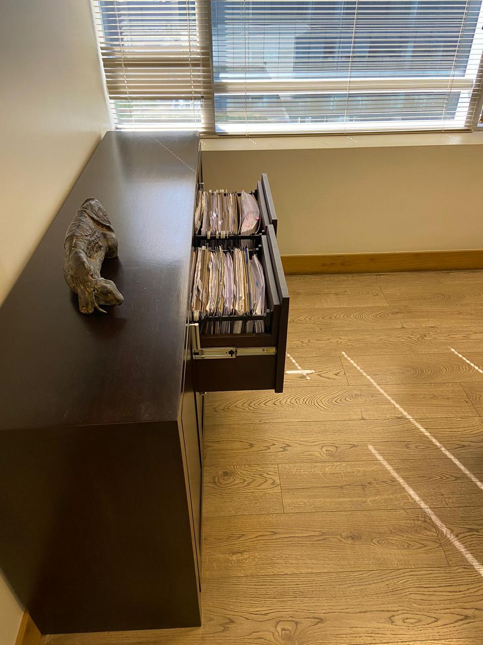 Set escritorio y mueble Kardex - Imagen 3