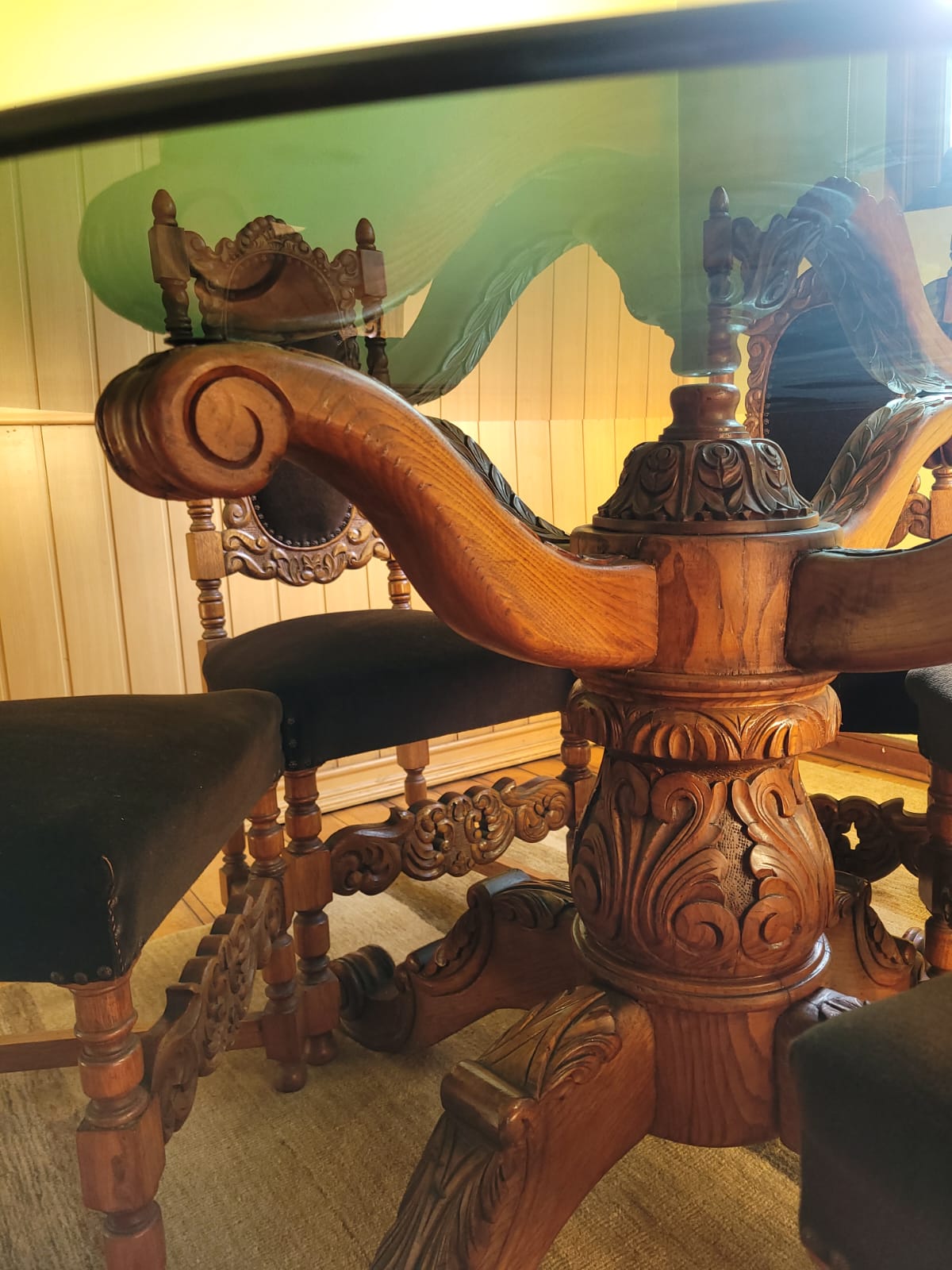 Juego de comedor de madera tallada con 6 sillas - Imagen 3