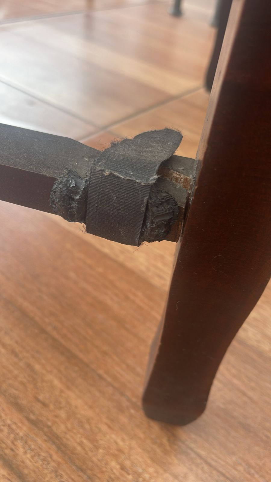 Par de sitiales enjuncados coloniales - Imagen 7