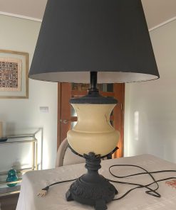 Lámpara de mesa Ashley