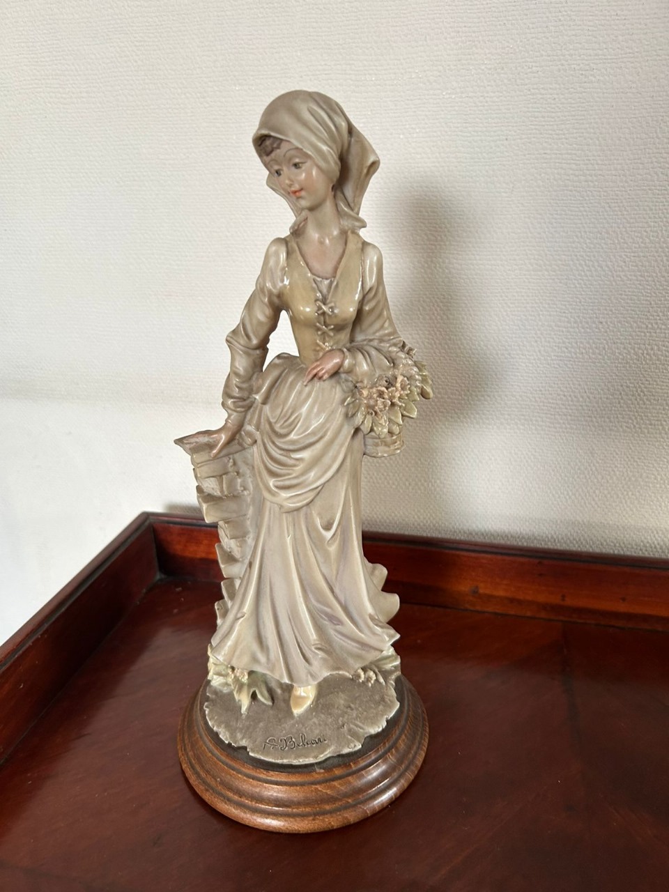 Figura porcelana Belconi