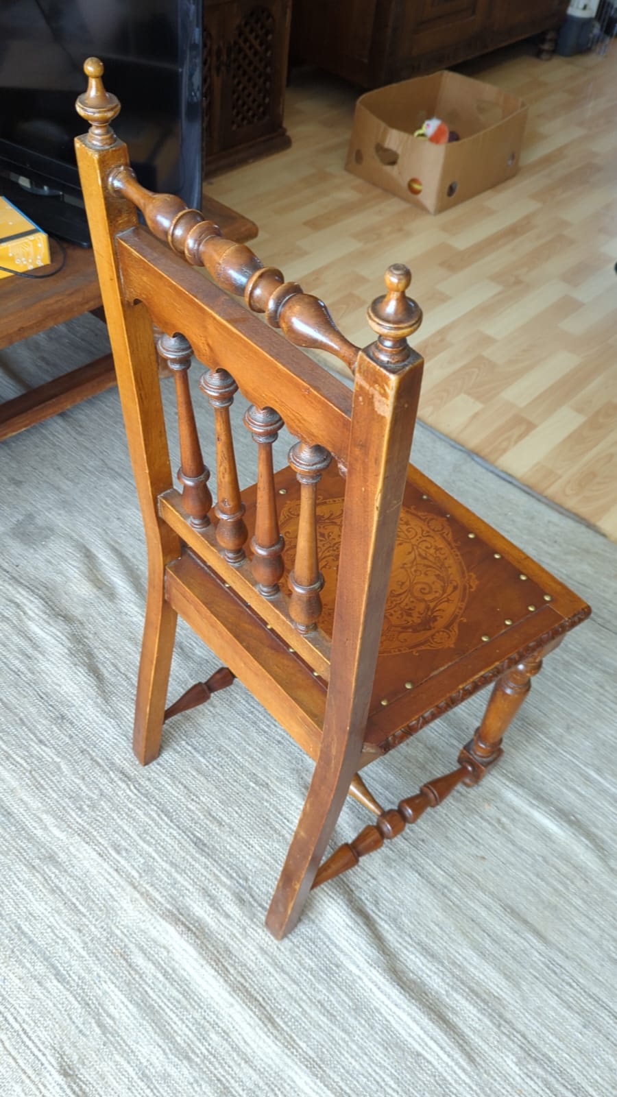 Silla de madera pintada - Imagen 2