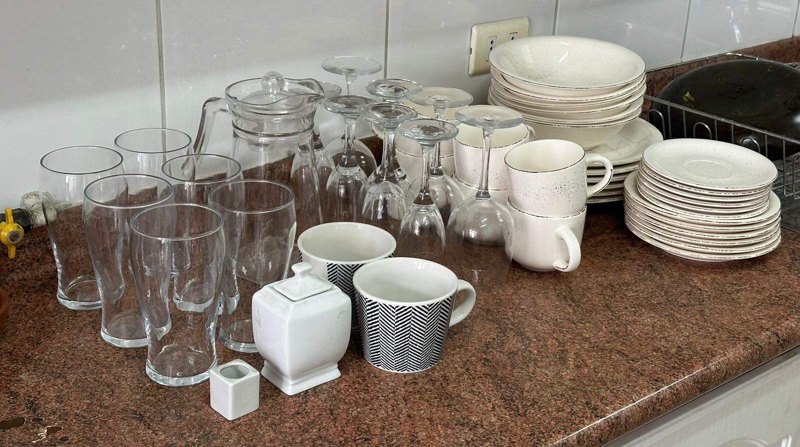 Set loza, copas, vasos y otros