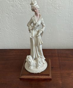 Figura dama A. Balcari