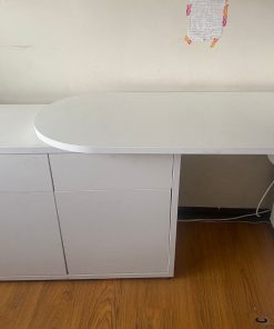 Escritorio esquinero extensible Tvilum