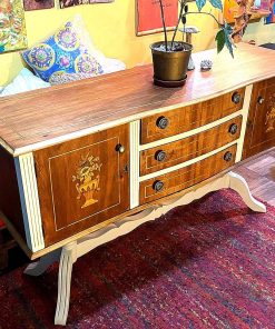 Buffet con marquetería