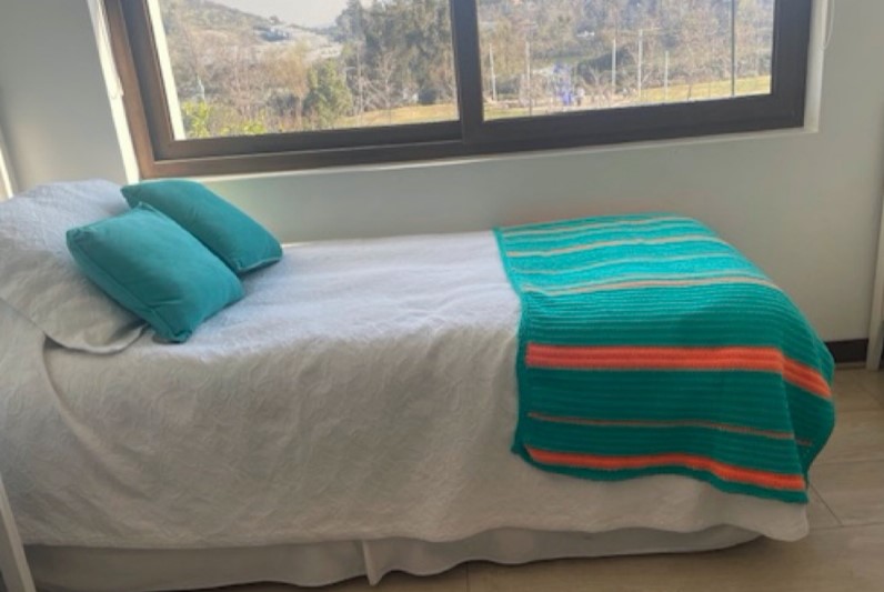 Set piecera crochet 1 plaza y 2 cojines velvet