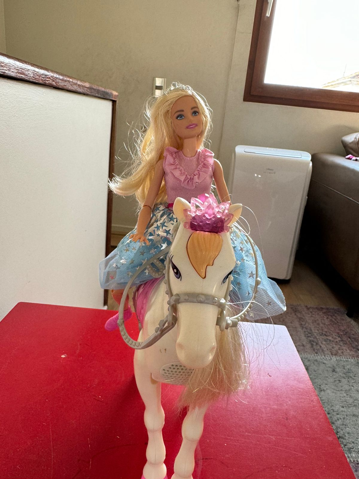 Caballo mágico con Barbie incluida - Imagen 2
