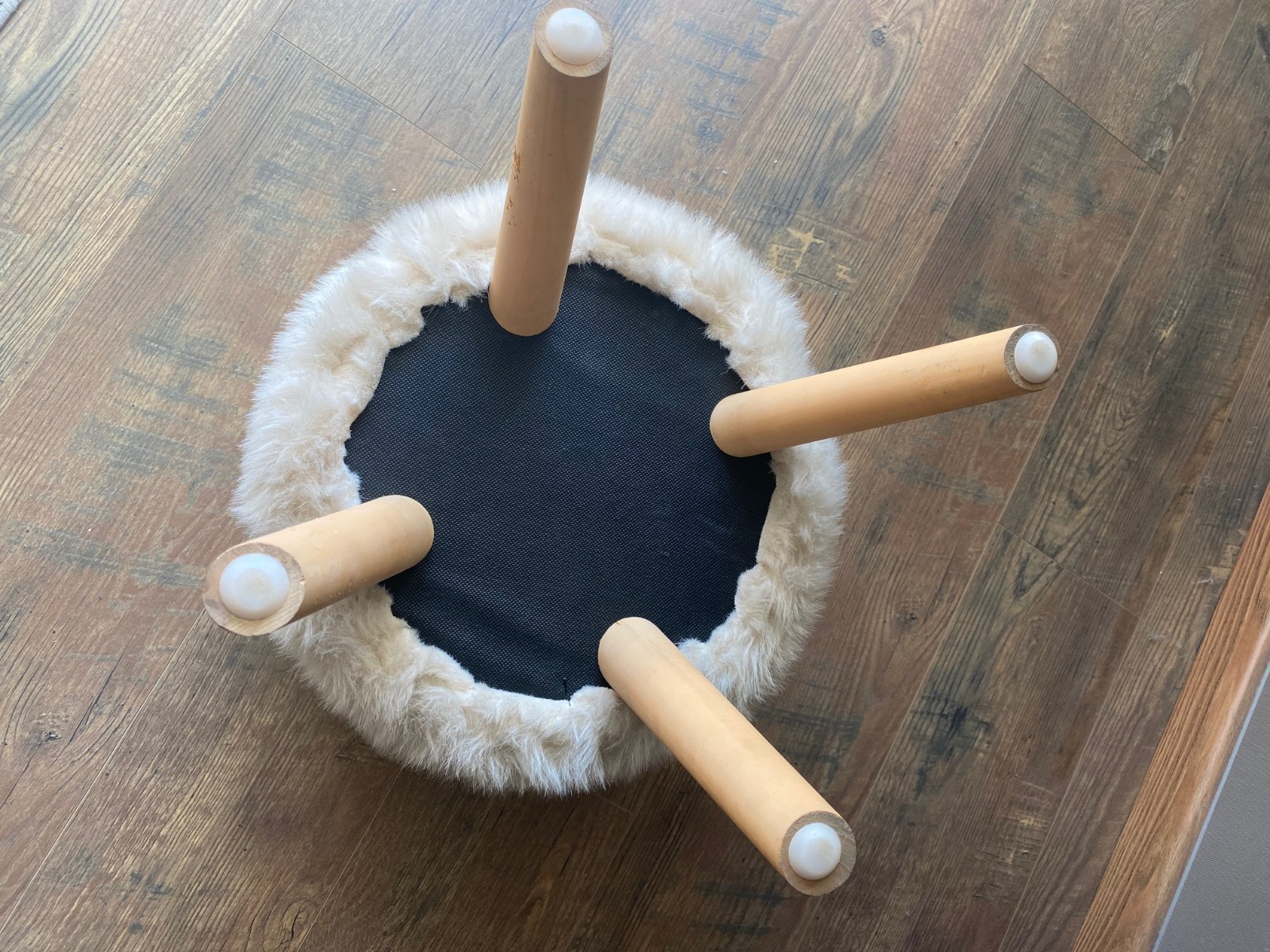 Piso beige afelpado - Imagen 6