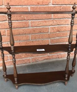 Repisa madera torneada