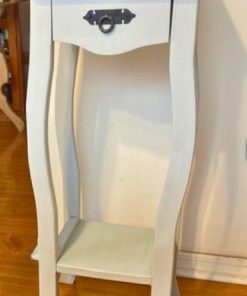 Plantero o Mesa lateral alta Raulí