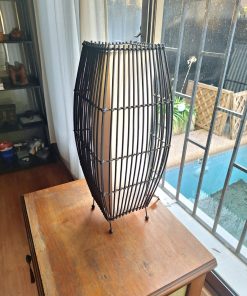 Lámpara de mesa reja