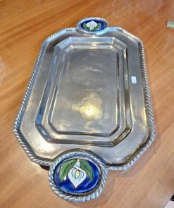 Bandeja Peltre con aplicaciones cerámica