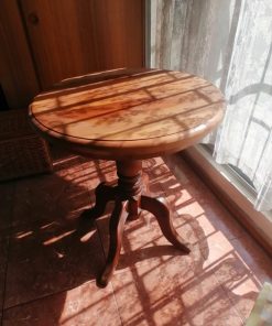 Mesa ornamental madera