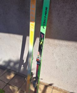 Skies Slaloom con fijaciones