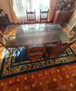 Juego de comedor vidrio templado y 6 sillas Raulí