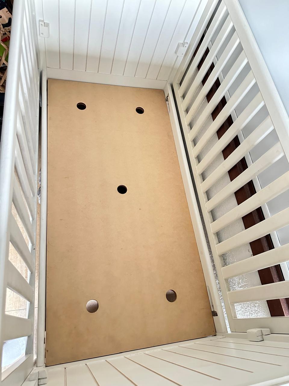 Cuna madera blanca con ropa de cama - Imagen 3