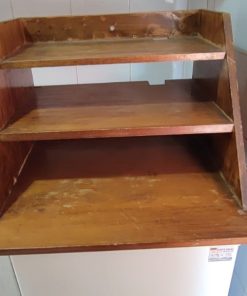 Repisa de madera para mesa
