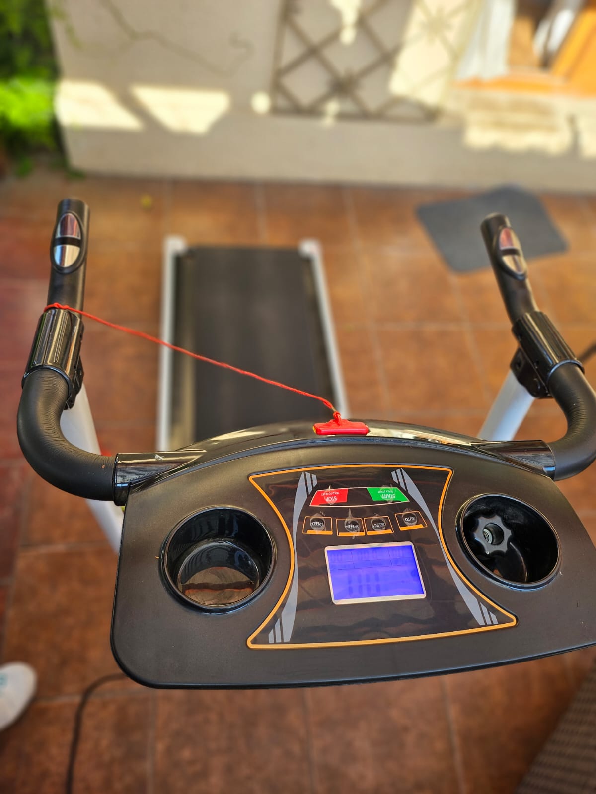 Trotadora eléctrica plegable 1.5 HP BASKO FITNESS - Imagen 5