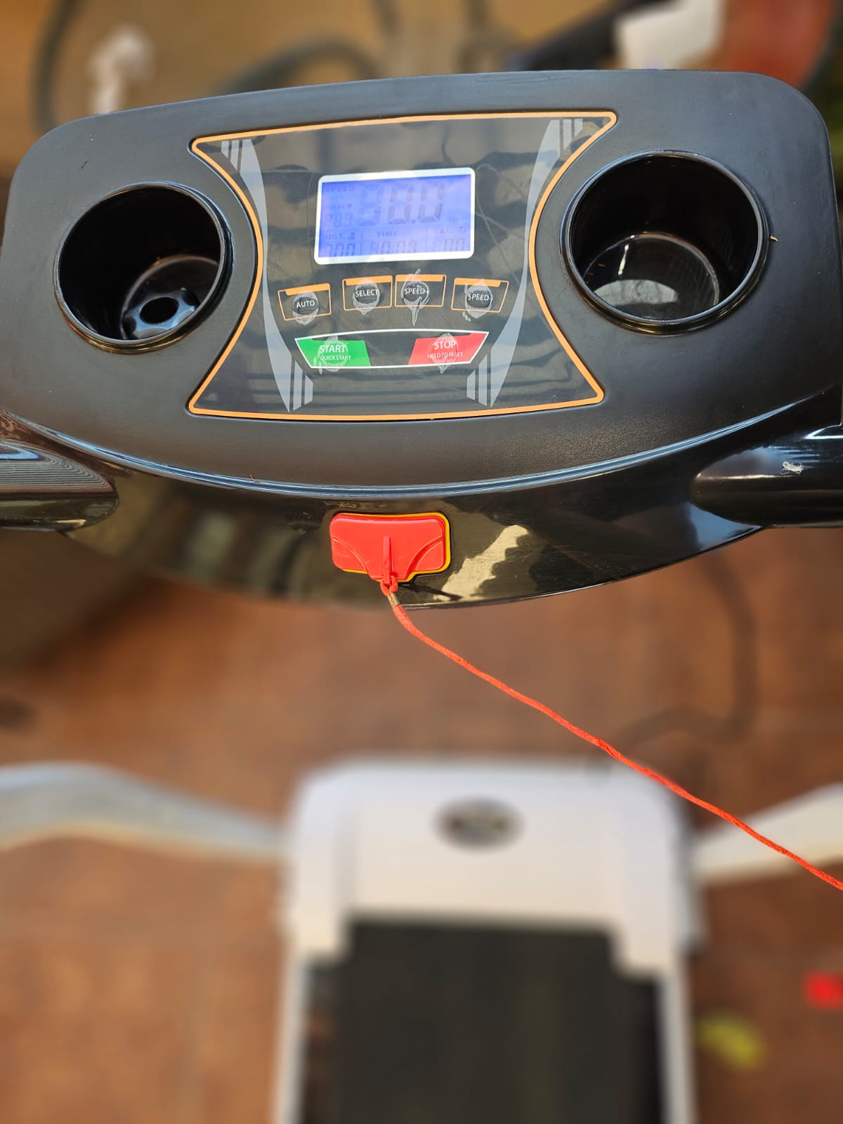 Trotadora eléctrica plegable 1.5 HP BASKO FITNESS - Imagen 7