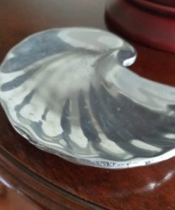 Cenicero peltre concha