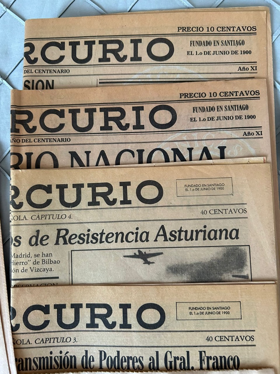 Lote de 10 diarios Mercurio de 1900