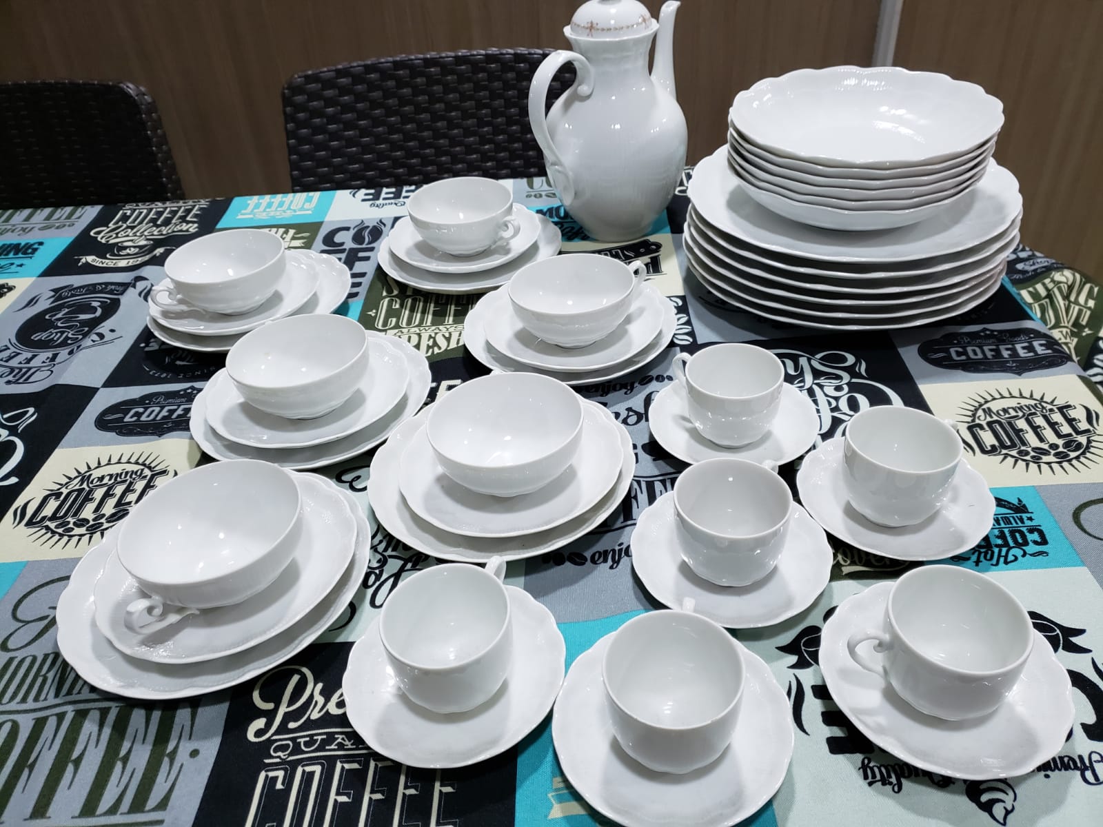 Loza porcelana Florencia 43 piezas - Imagen 2