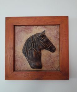 Cuadro caballo yeso y marco madera