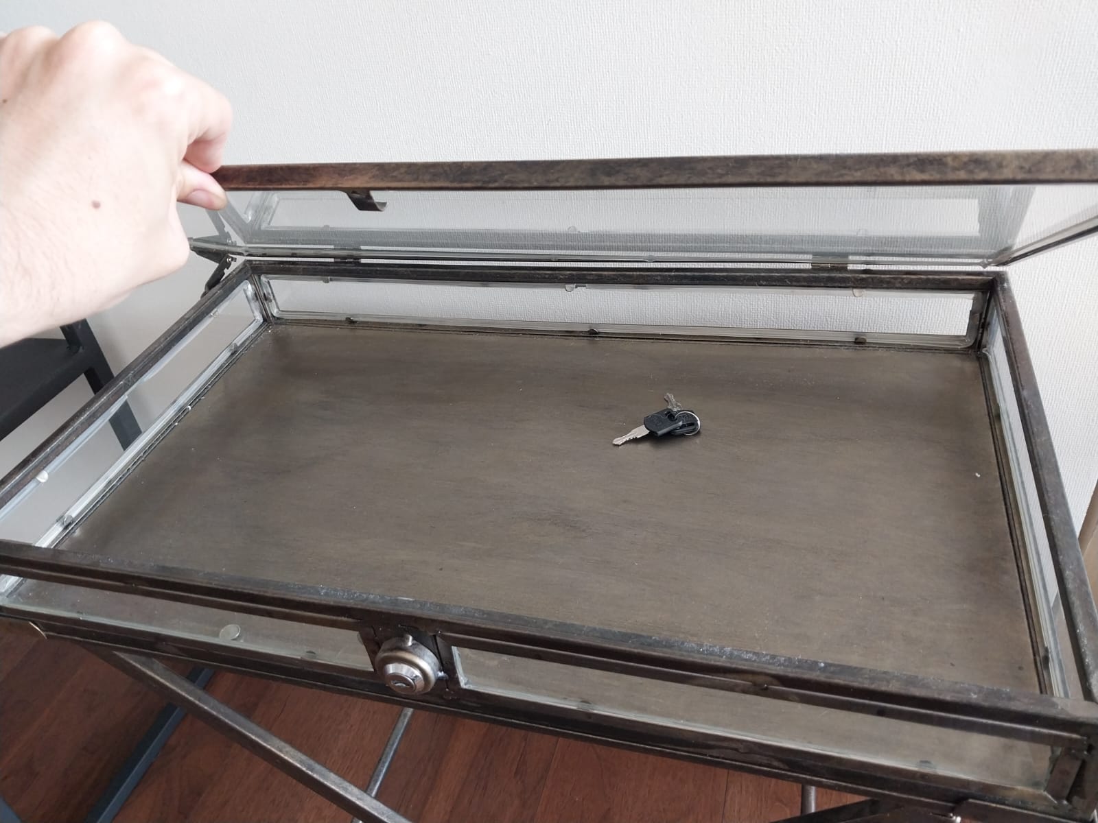 Mesa lateral vidrio abatible - Imagen 4