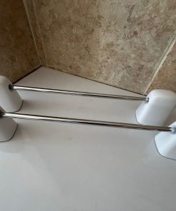 Barra para toalla pequeña acero cromado y cerámica