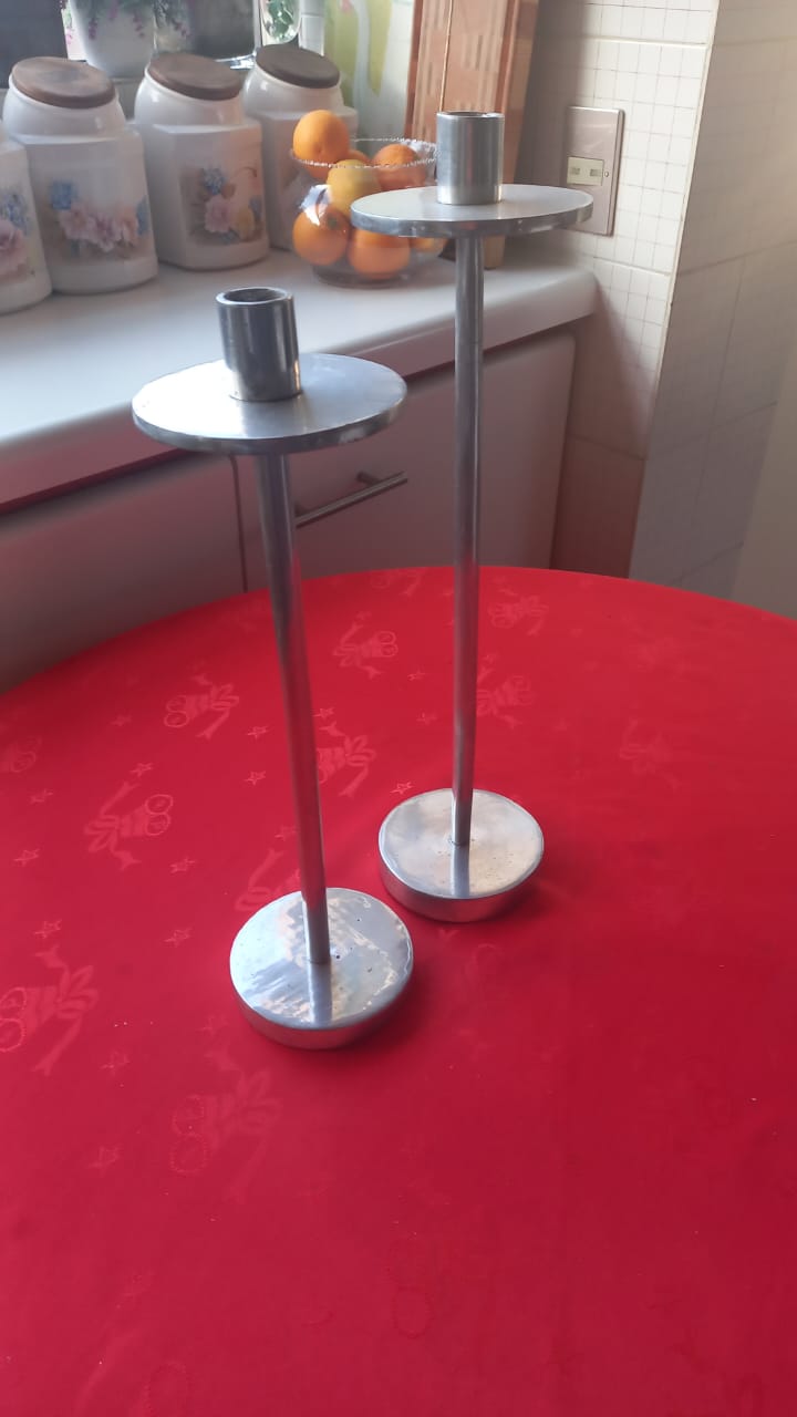 Par candelabros peltre - Imagen 2