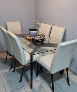 Juego de comedor vidrio templado y 6 sillas ecocuero