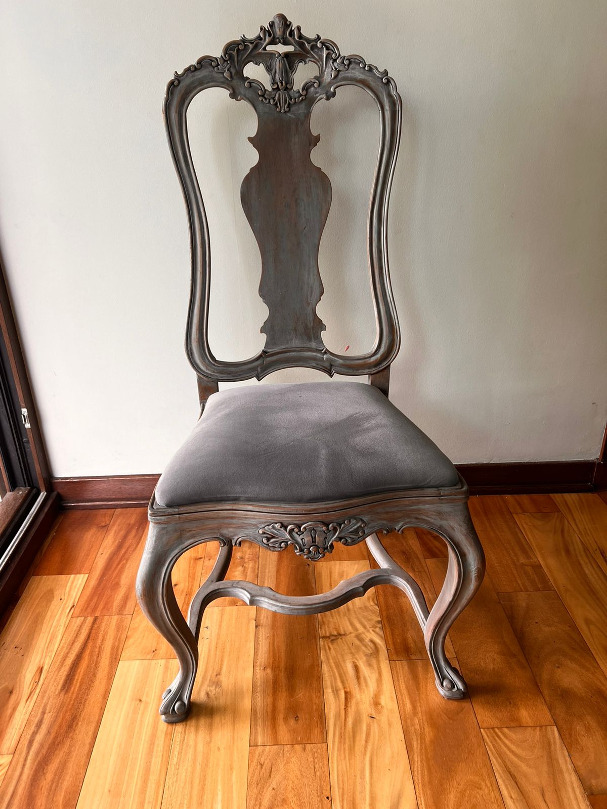 Juego de 6 sillas y 2 sitiales Normando - Imagen 2